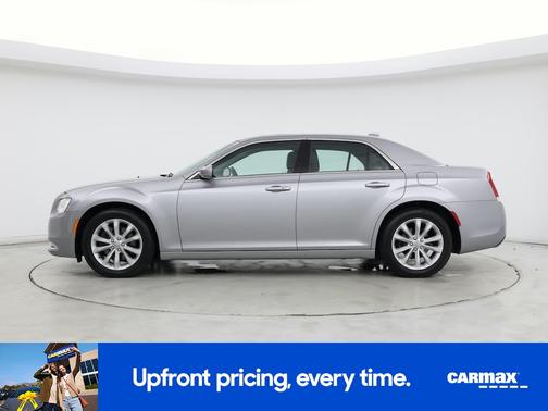 2018 Chrysler 300 Touring L