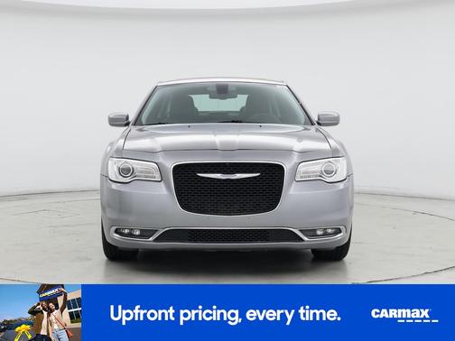 2018 Chrysler 300 Touring L