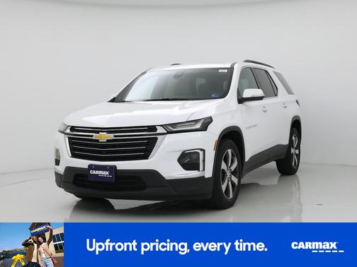 White 2023 Chevrolet Traverse LT Leather