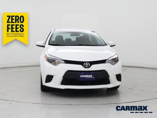 White 2014 Toyota Corolla LE