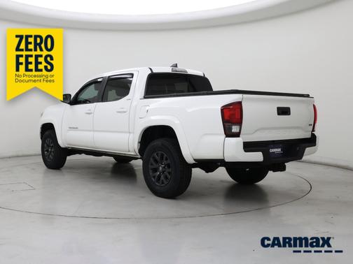 White 2023 Toyota Tacoma SR5