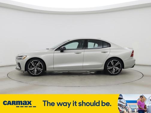 2019 Volvo S60 T5 R-Design