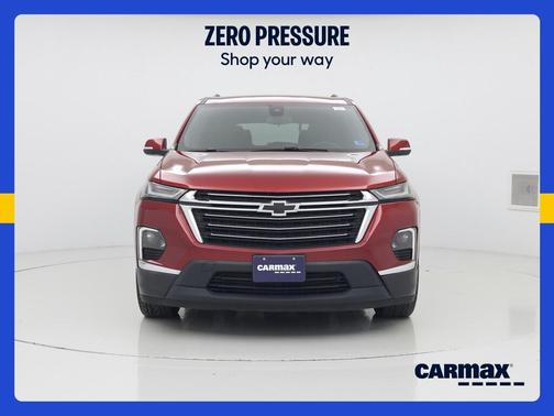 Red 2023 Chevrolet Traverse LT Cloth