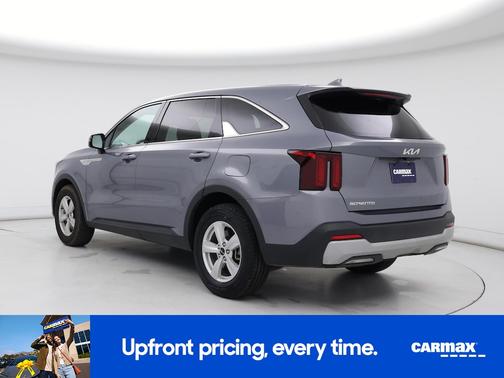 Gray 2025 Kia Sorento LX