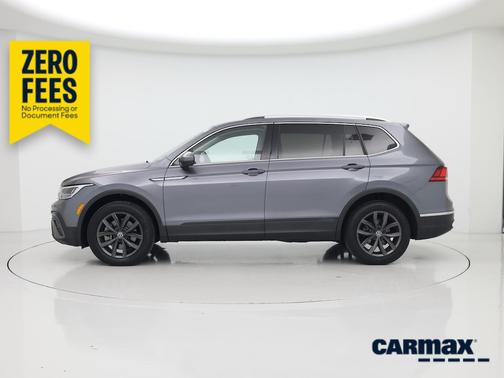 Gray 2023 Volkswagen Tiguan SE