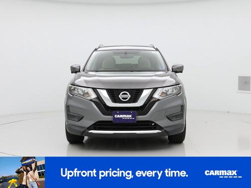 Gray 2017 Nissan Rogue SV