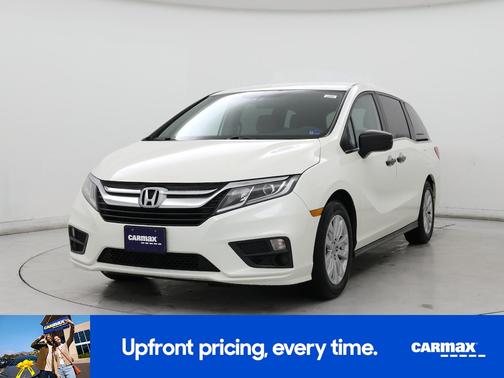 White 2019 Honda Odyssey LX