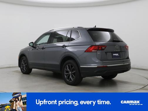 Gray 2023 Volkswagen Tiguan SE