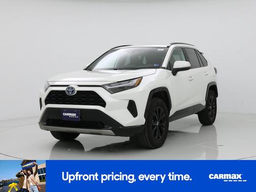 2022 Toyota RAV4 Hybrid SE