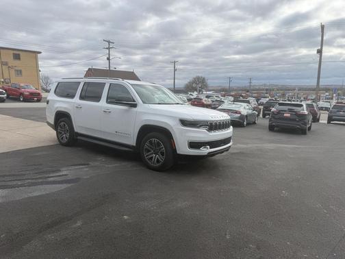 2025 Jeep Wagoneer L Series I 4x4