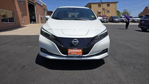 2023 Nissan Leaf SV PLUS 60 kWh