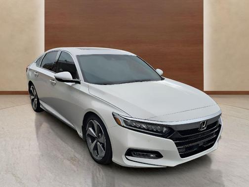 2019 Honda Accord Touring 2.0T