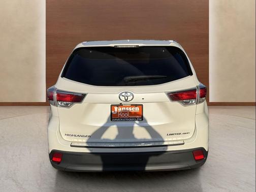 2014 Toyota Highlander Limited Platinum
