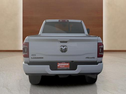 2024 RAM 2500 Laramie Crew Cab 4x4 6'4' Box