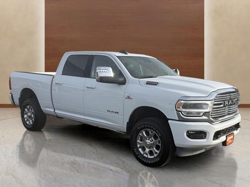 2024 RAM 2500 Laramie Crew Cab 4x4 6'4' Box