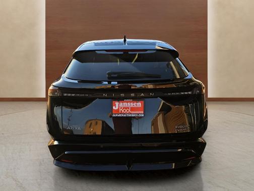 2023 Nissan ARIYA EVOLVE+
