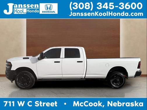 2025 RAM 2500 Tradesman Crew Cab 4x4 8' Box