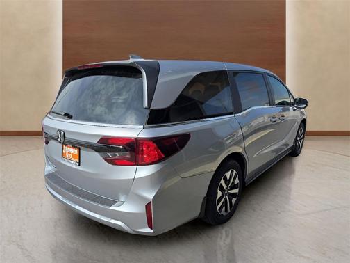 Solar Silver Metallic 2026 Honda Odyssey EX-L