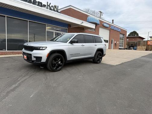 2022 Jeep Grand Cherokee L Altitude