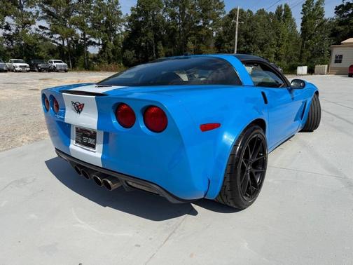 2005 Chevrolet Corvette Base