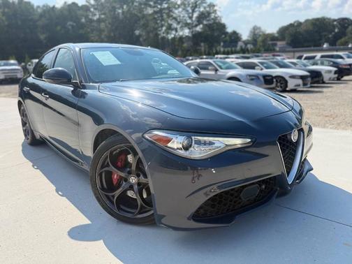 2019 Alfa Romeo Giulia Ti Sport