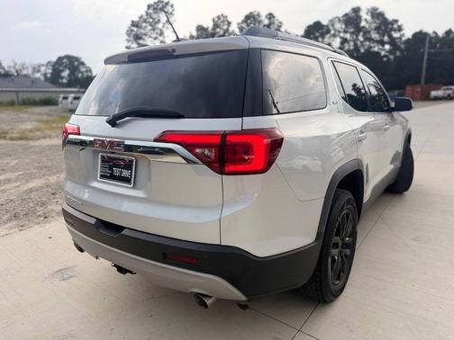 2018 GMC Acadia SLT-1