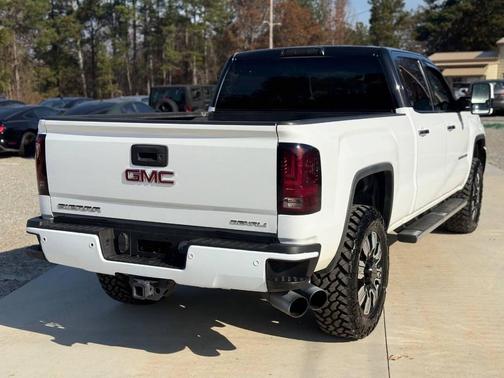 2015 GMC Sierra 2500 Denali