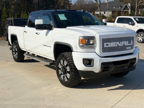 2015 GMC Sierra 2500 Denali