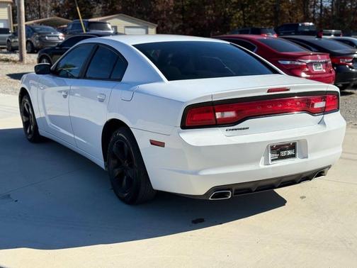 2011 Dodge Charger Base