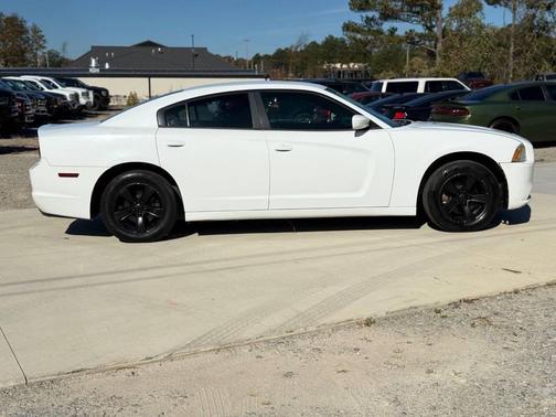 2011 Dodge Charger Base