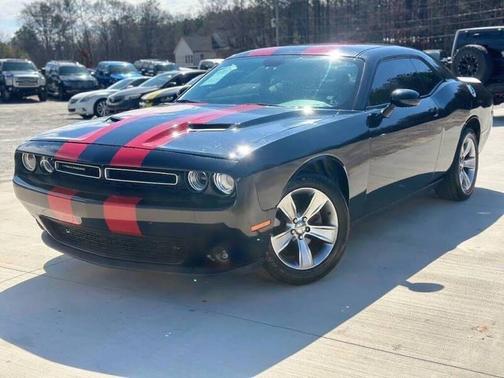2016 Dodge Challenger SXT