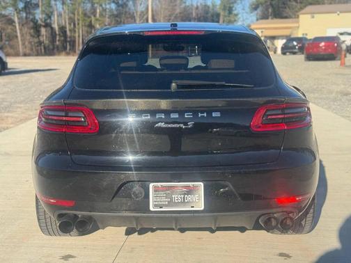 2017 Porsche Macan S