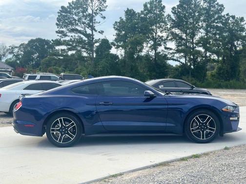 2020 Ford Mustang EcoBoost