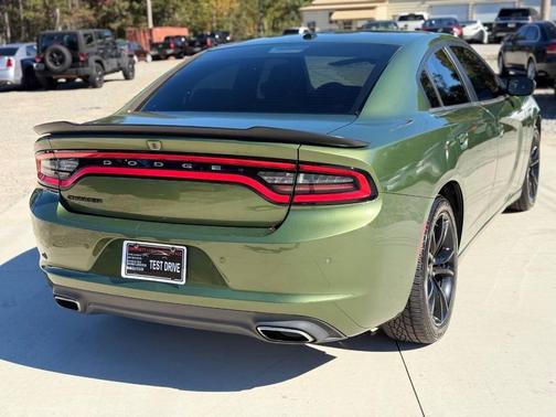 2018 Dodge Charger SXT
