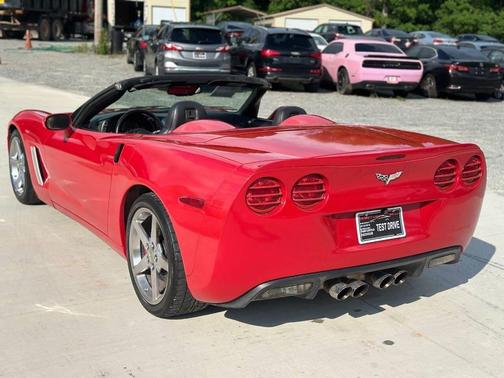 2005 Chevrolet Corvette Base