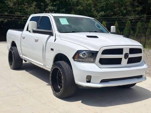 2016 RAM 1500 Sport