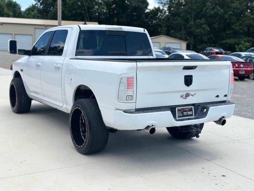2016 RAM 1500 Sport
