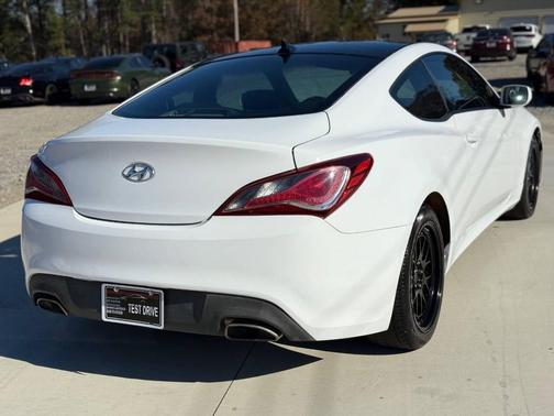 2013 Hyundai Genesis Coupe 2.0T