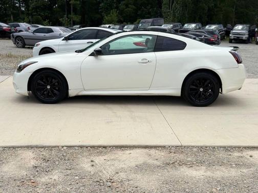 2011 INFINITI G37 Journey