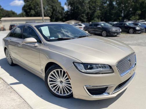 Palladium White Gold Metallic 2017 Lincoln MKZ Reserve