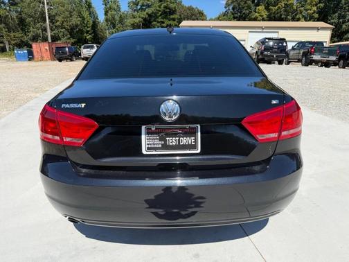 2013 Volkswagen Passat 2.5 SE