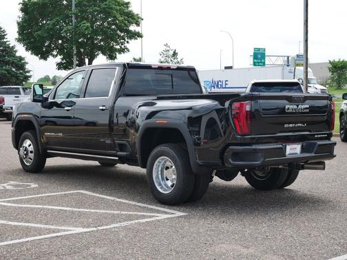 Onyx Black 2026 GMC Sierra 3500 Denali