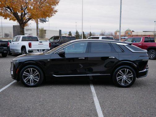 2024 Cadillac LYRIQ Luxury