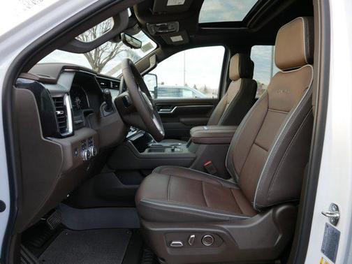 2025 GMC Sierra 2500 Denali