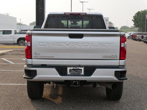 2022 Chevrolet Silverado 3500 High Country