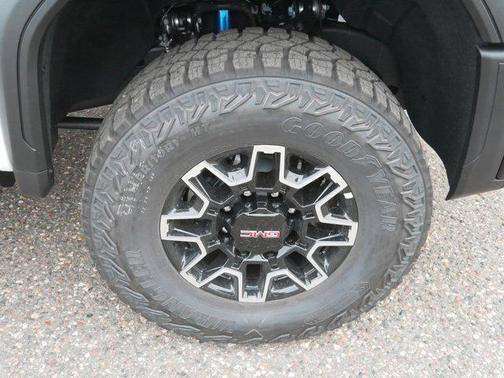 2026 GMC Sierra 2500 AT4
