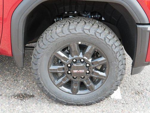 2025 GMC Sierra 2500 AT4