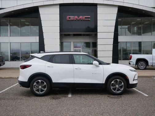 Summit White 2024 Chevrolet Blazer 2LT