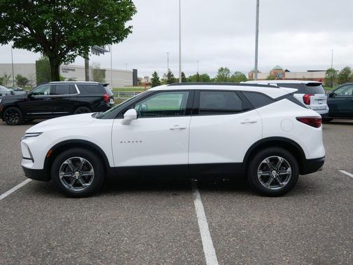 Summit White 2024 Chevrolet Blazer 2LT
