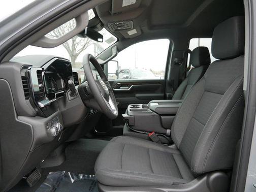 2025 GMC Sierra 2500 SLE